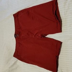 Gap Mens 10" Shorts. Wine Red. Size 40.  Worn but good condition.